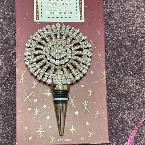 Cherished Traditions Wine Bottle Stopper with Silver Accents and Gems New - Picture 2 of 4